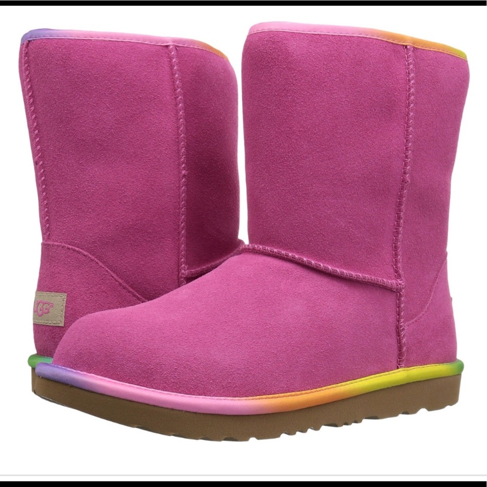 Ugg classic short II rainbow boot